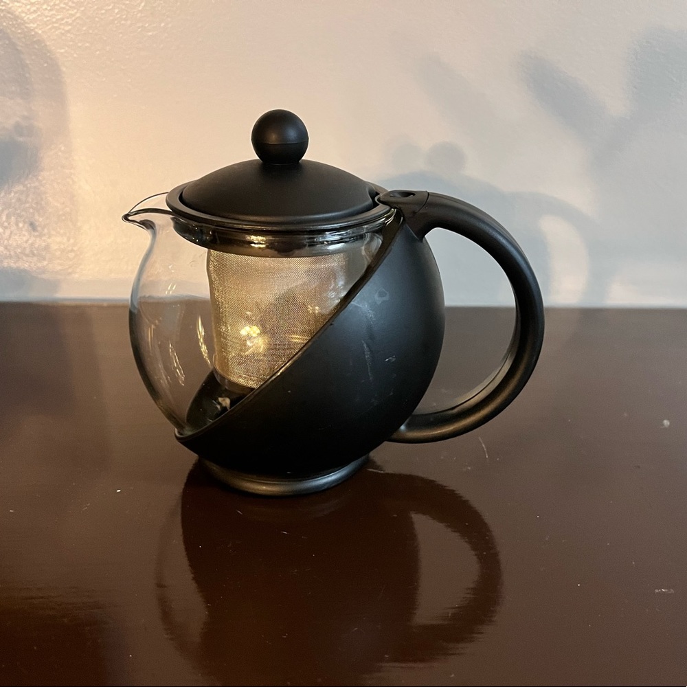 Service Ideas Glass Lined Tea Ball with Removable Basket